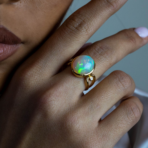 Inel | Aur 18k, Opal Etiopian 8 ct, Diamante 0.06 ct V